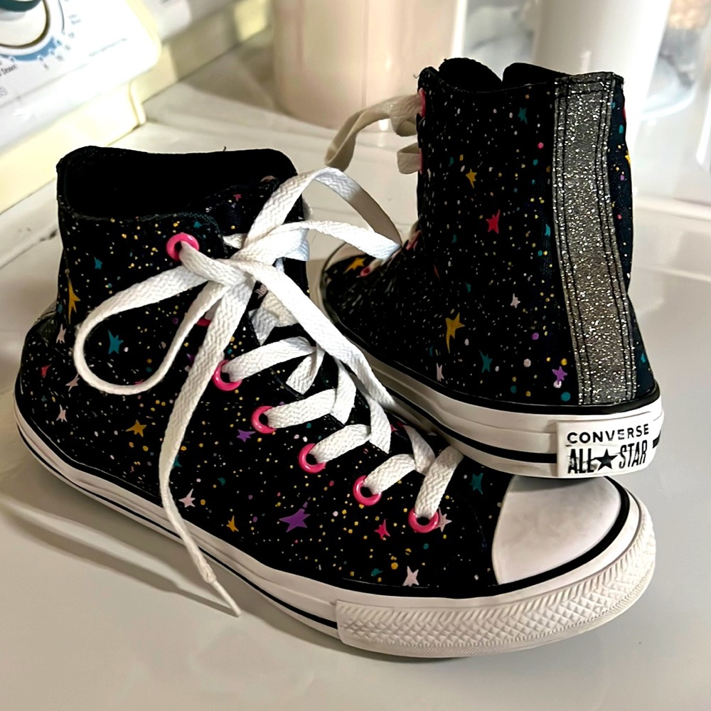 Converse Galaxy (kids size 4)